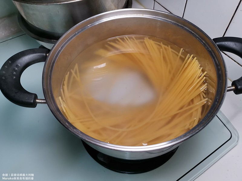 【食譜】香蒜培根義大利麵 多一個步驟讓義大利麵更入味，蒜末保存這樣做！ @Maruko與美食有個約會