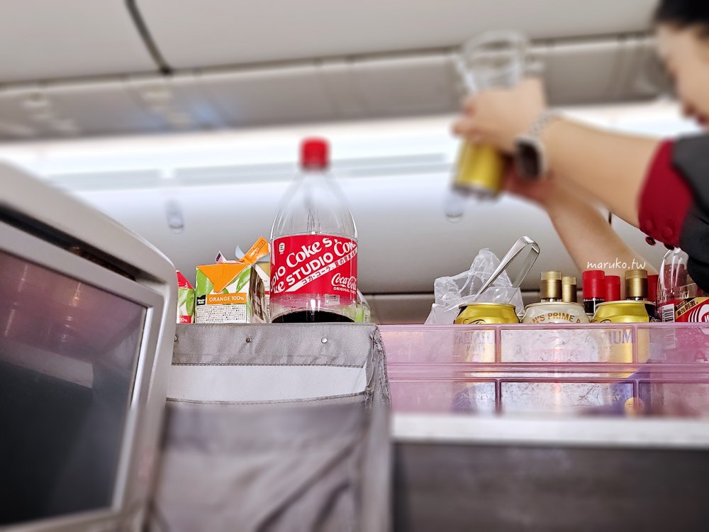【日本航空】 JAL 飛機餐 哈根達斯冰淇淋、日本酒、梅酒原來要這樣點？ @Maruko與美食有個約會