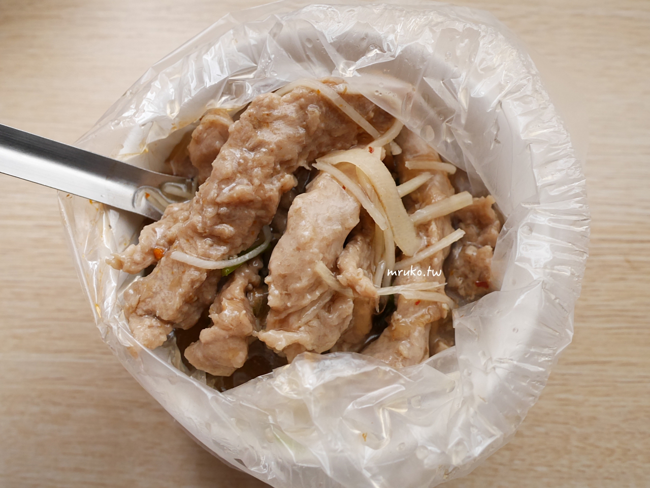 【台北】東門赤肉羹 市場內40年老店滿滿赤肉羹湯 老饕這樣點 捷運東門站中式小吃