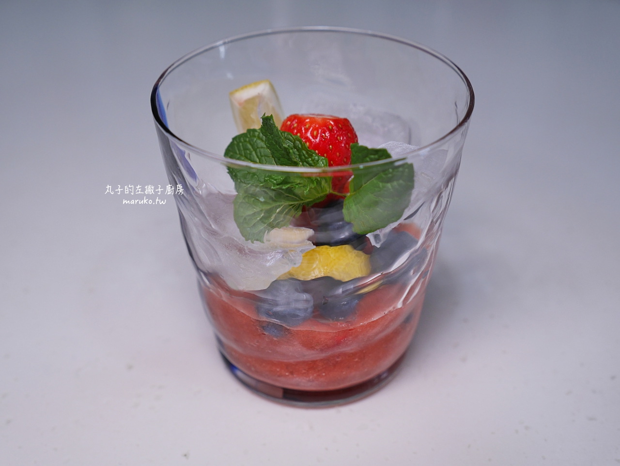 【食譜】草莓氣泡飲｜夏天的純天然草莓果醬清涼飲品簡易做法 @Maruko與美食有個約會