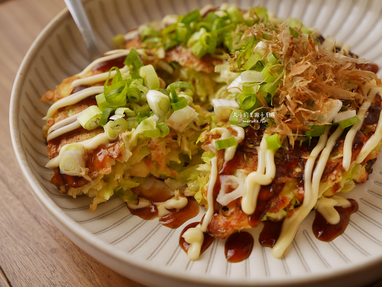 【食譜】9個異國風的高麗菜用法分享(包含西式羅宋湯、日式大阪燒、韓式辣炒年糕) @Maruko與美食有個約會