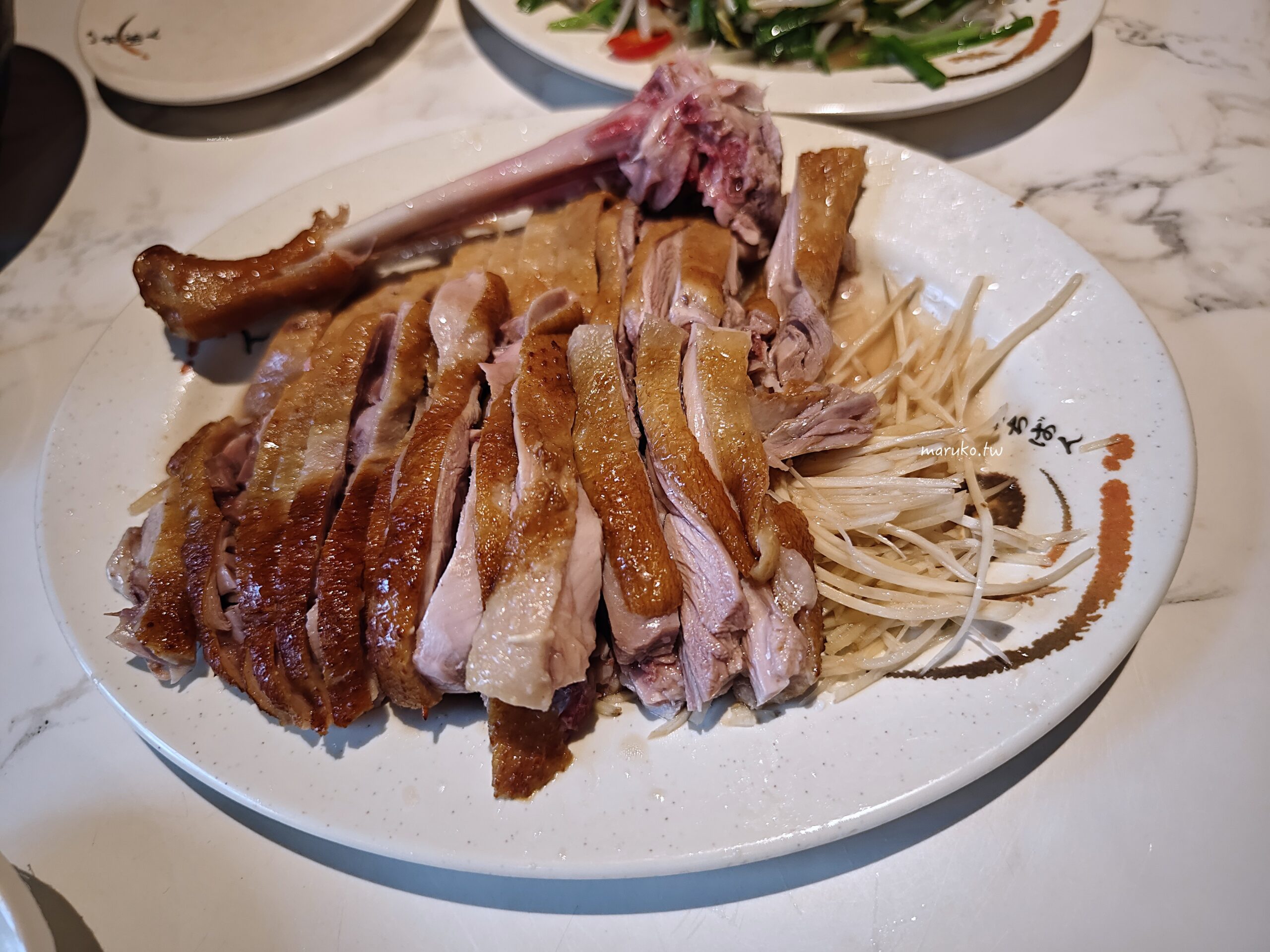 【台北】阿城鵝肉 煙燻鵝肉鮮嫩又多汁 不只米其林推薦 連日本遊客也超愛的台灣小吃
