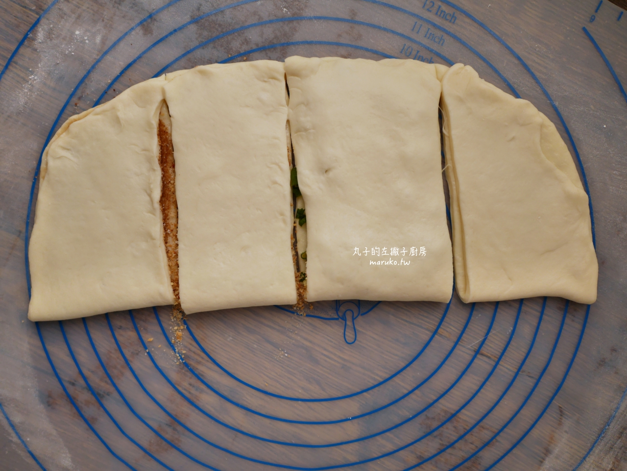 【食譜】脆皮烤饅頭 一次四種口味 不用攪拌機的免揉麵包做法 @Maruko與美食有個約會