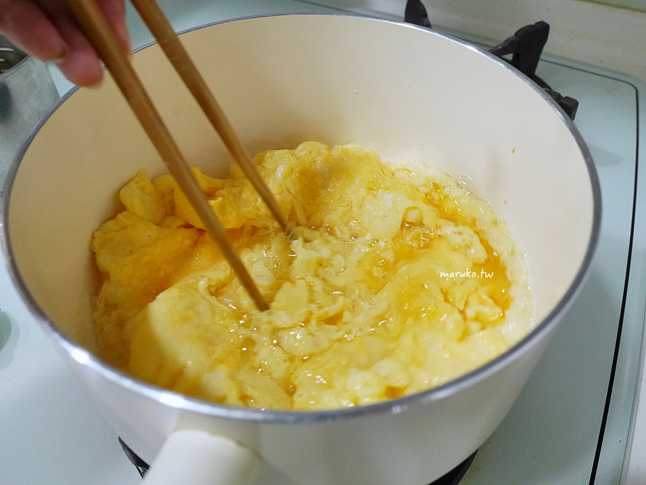 【食譜】潤餅 三樣食材做潤餅皮，加入蛋酥 酥脆香氣更足！ @Maruko與美食有個約會