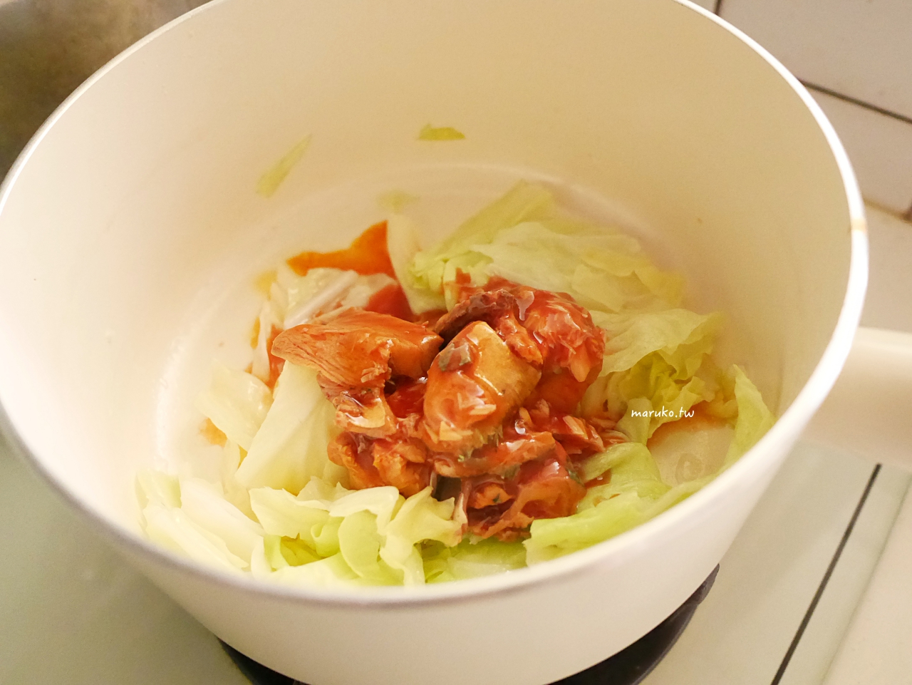 【食譜】番茄鯖魚義大利麵 運用魚罐頭簡單做和風義大利麵 @Maruko與美食有個約會
