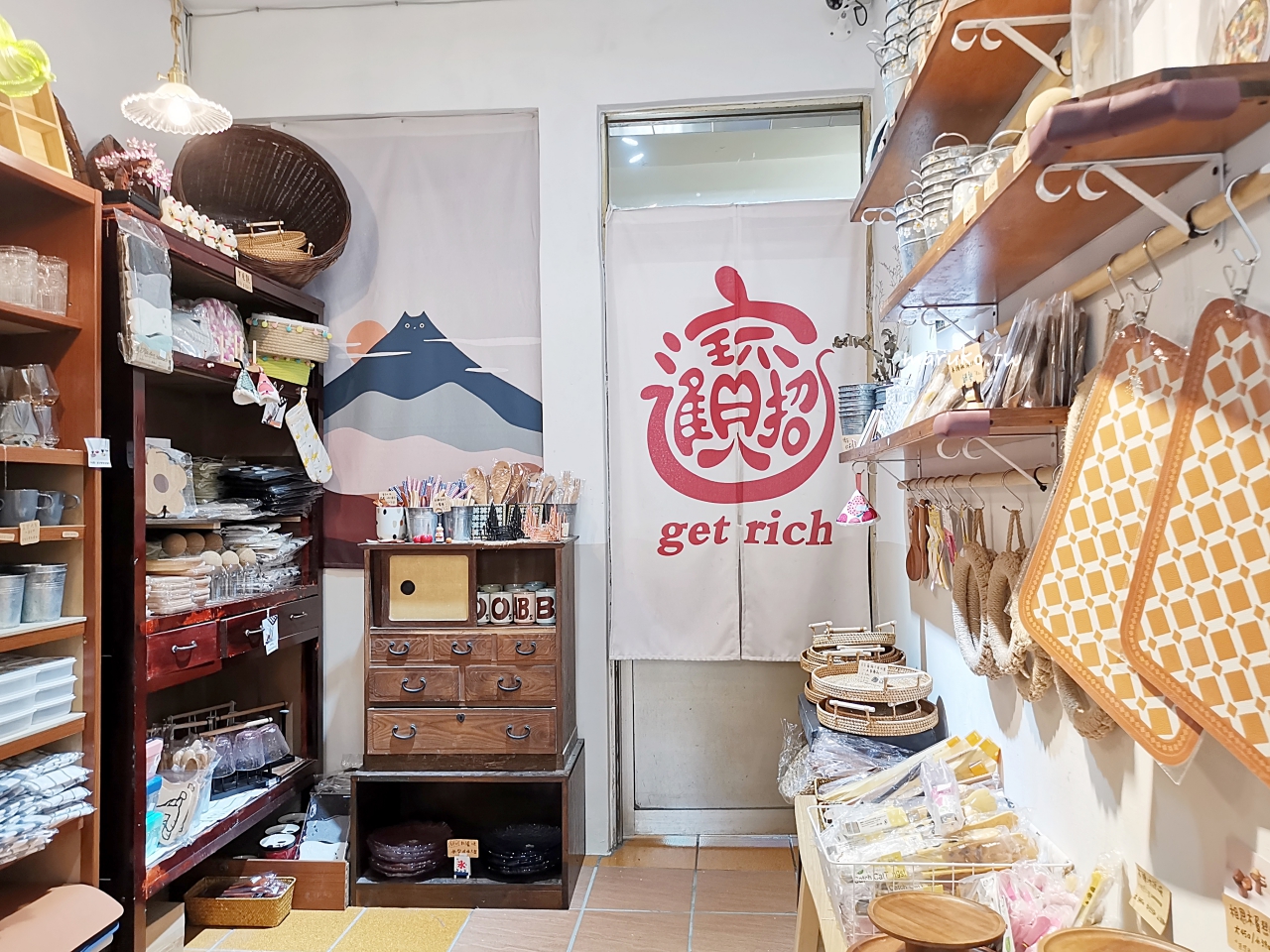 【新竹】碗容奶奶家 超好逛的日本來的食器、碗盤餐具選品質感小店 @Maruko與美食有個約會