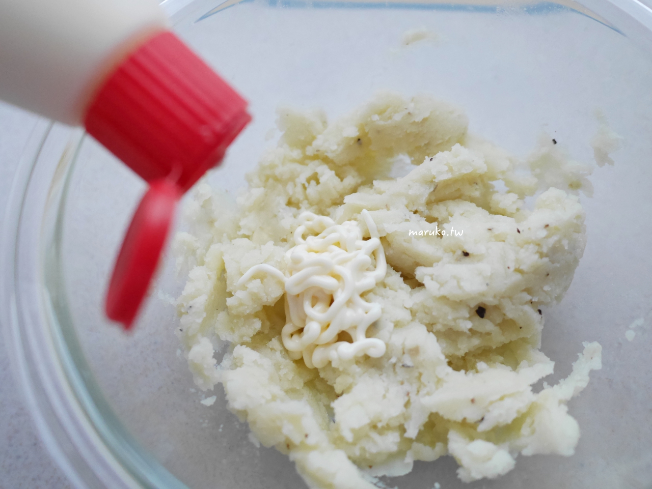 【食譜】奶油馬鈴薯香腸 鬆軟馬鈴薯泥創意食譜 平底鍋料理 @Maruko與美食有個約會