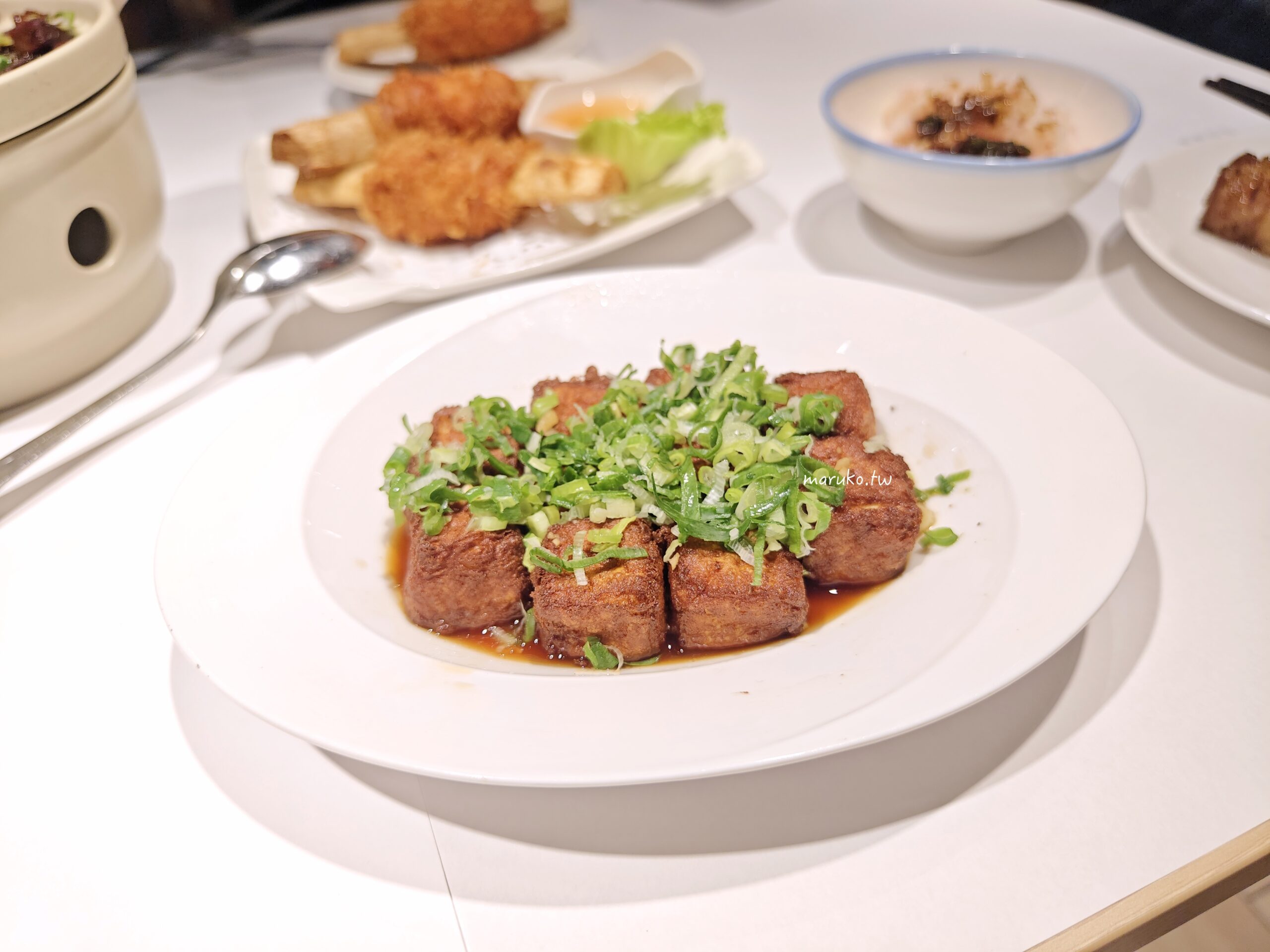 【台北】時時香 瓦城旗下中菜餐廳，點白飯無限吃到飽！ @Maruko與美食有個約會
