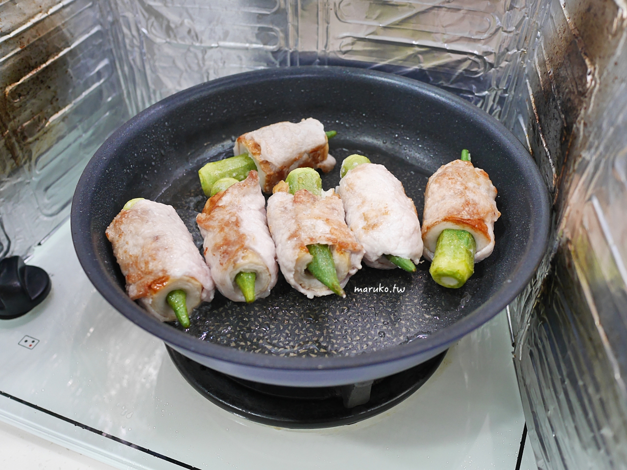 【食譜】豬肉竹輪秋葵味噌燒 新食感！一次三道菜的簡單料理 @Maruko與美食有個約會