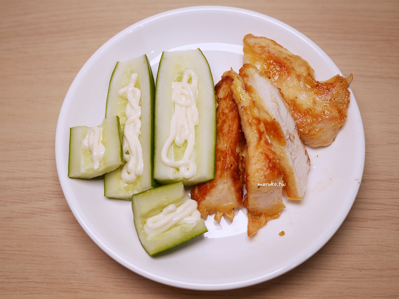 【食譜】炸雞煎蛋飯捲 把韓式飯捲包起來吃的變化做法！ @Maruko與美食有個約會