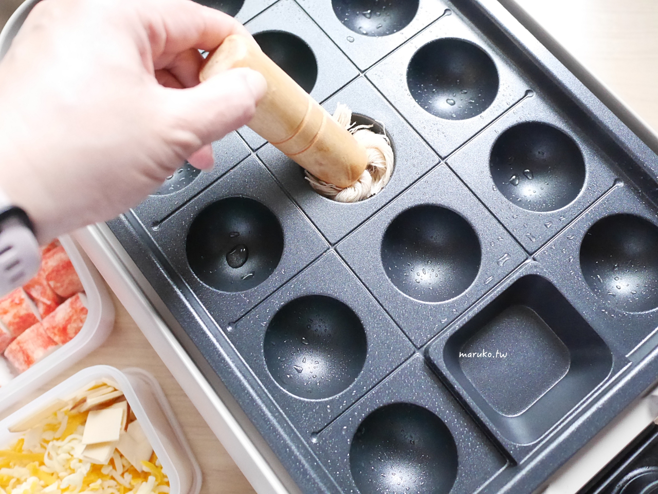 【食譜】蟹肉麻糬起司燒 章魚燒食材變化做法 日本麗克特電烤盤分享 @Maruko與美食有個約會