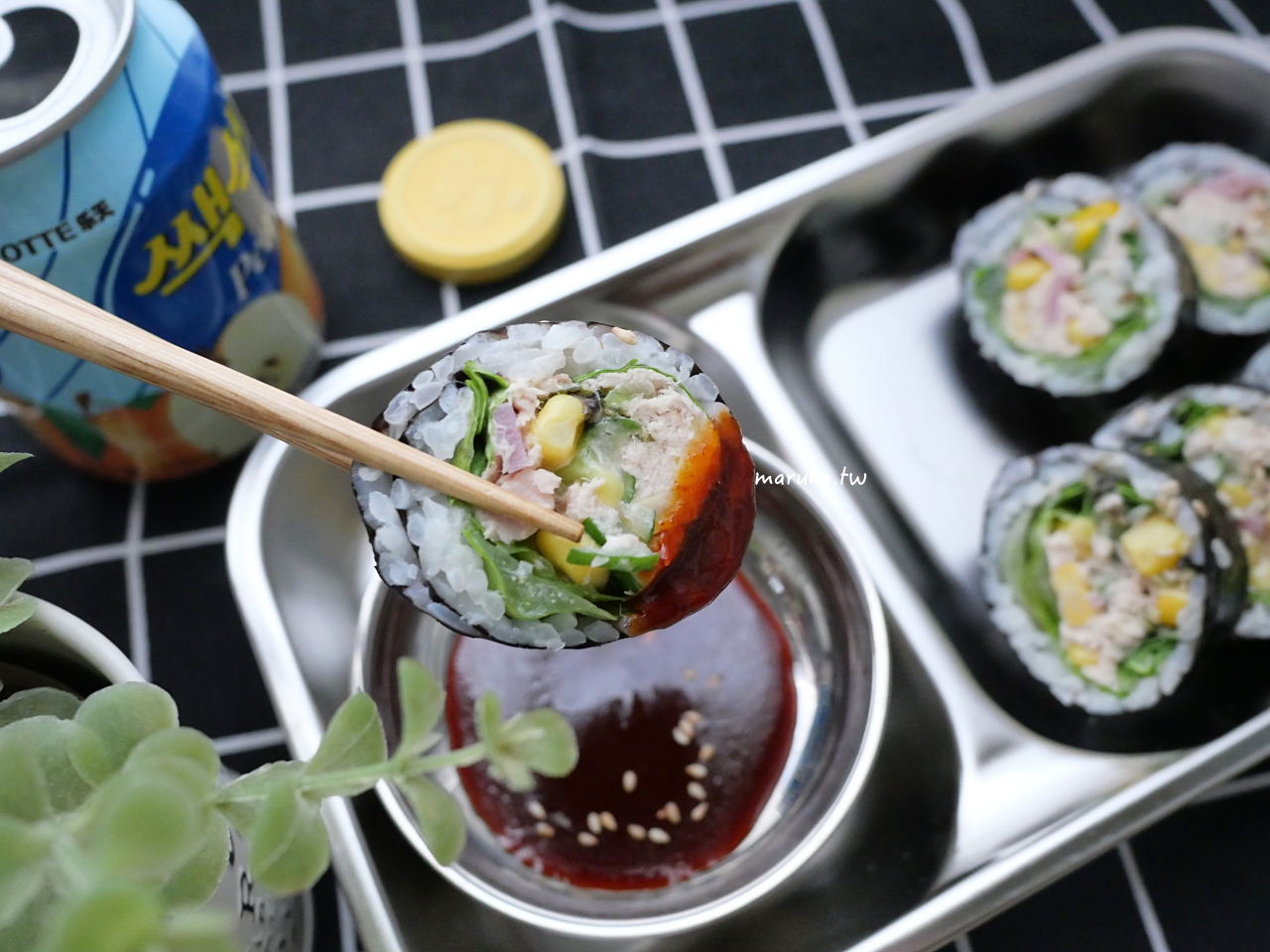 【食譜】韓式鮪魚飯捲 配料固定方法 簡單韓式飯捲做法 @Maruko與美食有個約會