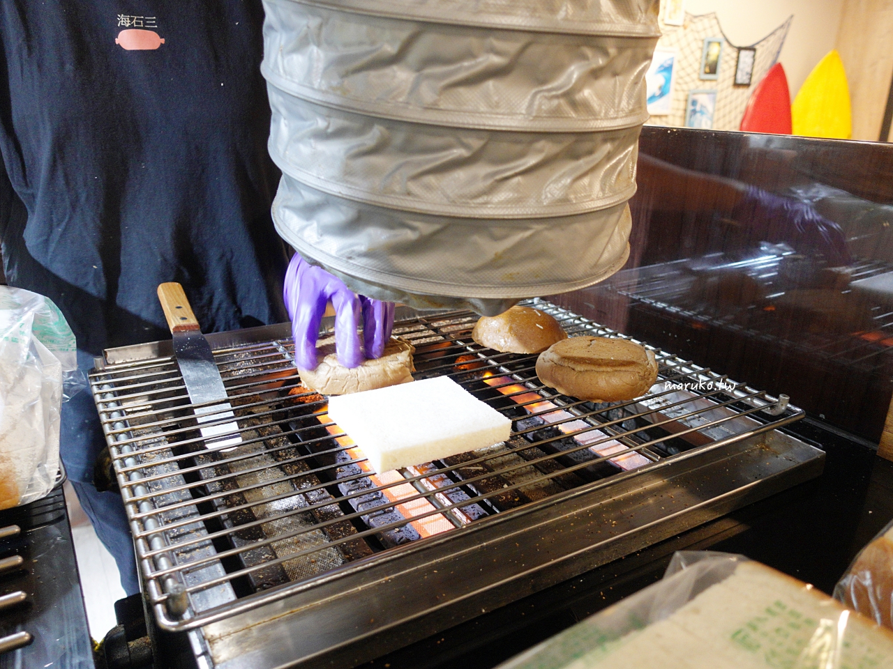 【台北】海石三 隱藏在城市裡的衝浪板餐廳 推舒肥小菲力牛排堡，炒蛋厚實又有分量！ @Maruko與美食有個約會