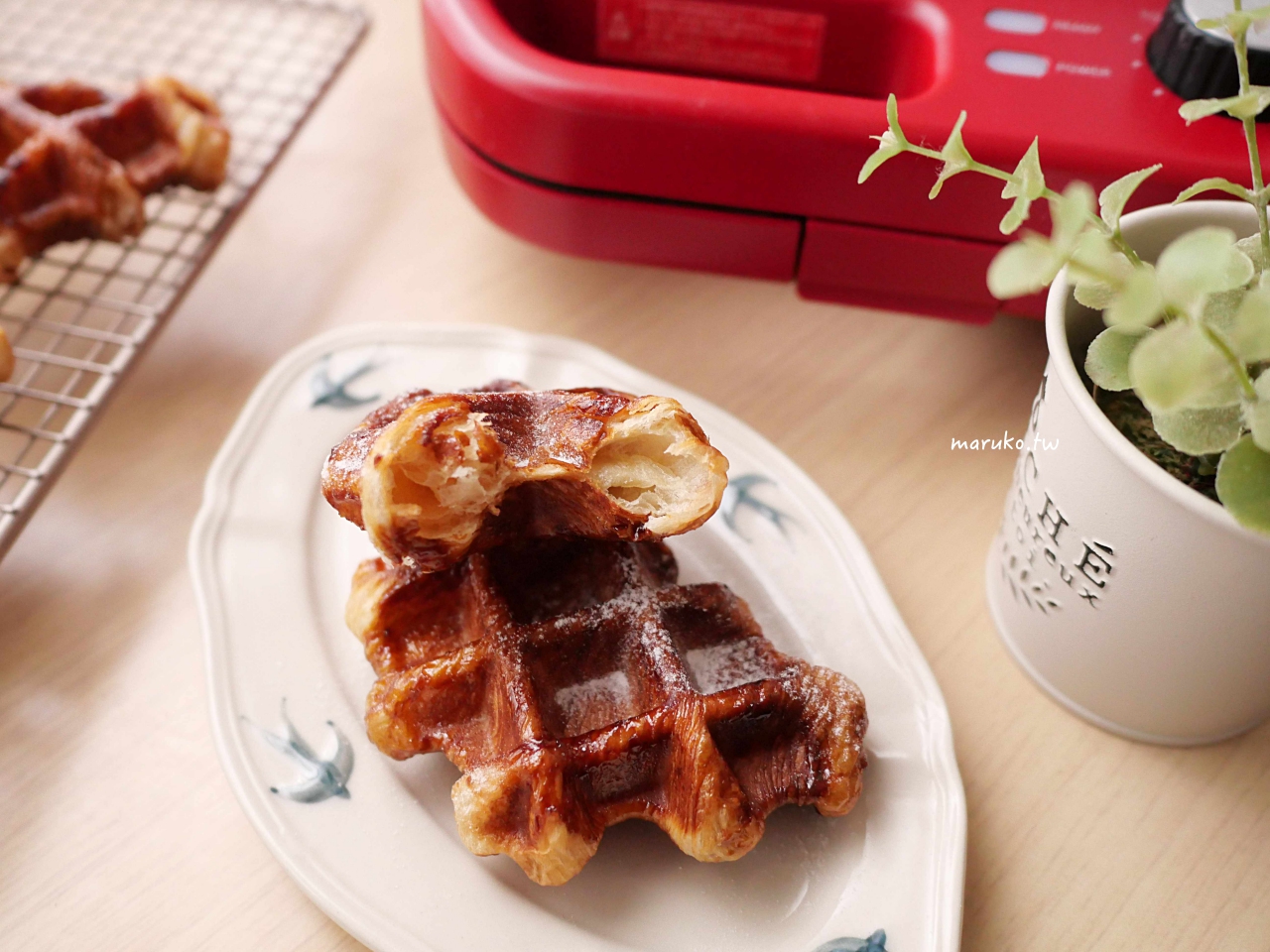 【食譜】可朗芙鬆餅 用冷凍麵團做韓國最流行的熱壓可朗芙鬆餅 @Maruko與美食有個約會