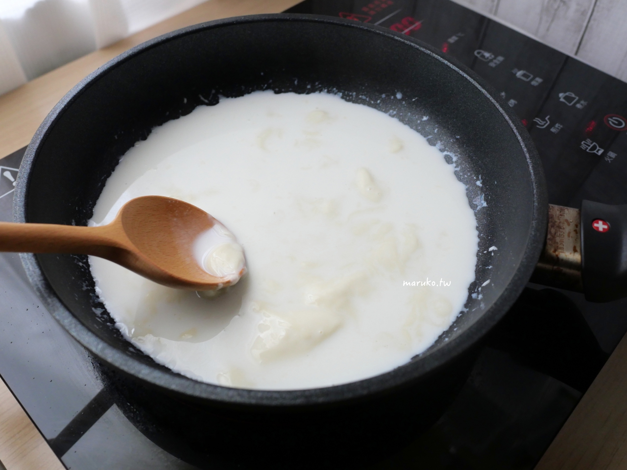 【食譜】創鮮家 5個海鮮丸創意食譜分享，牛肉丸、花枝丸、花枝蝦仁漿、花枝蝦排推薦 @Maruko與美食有個約會