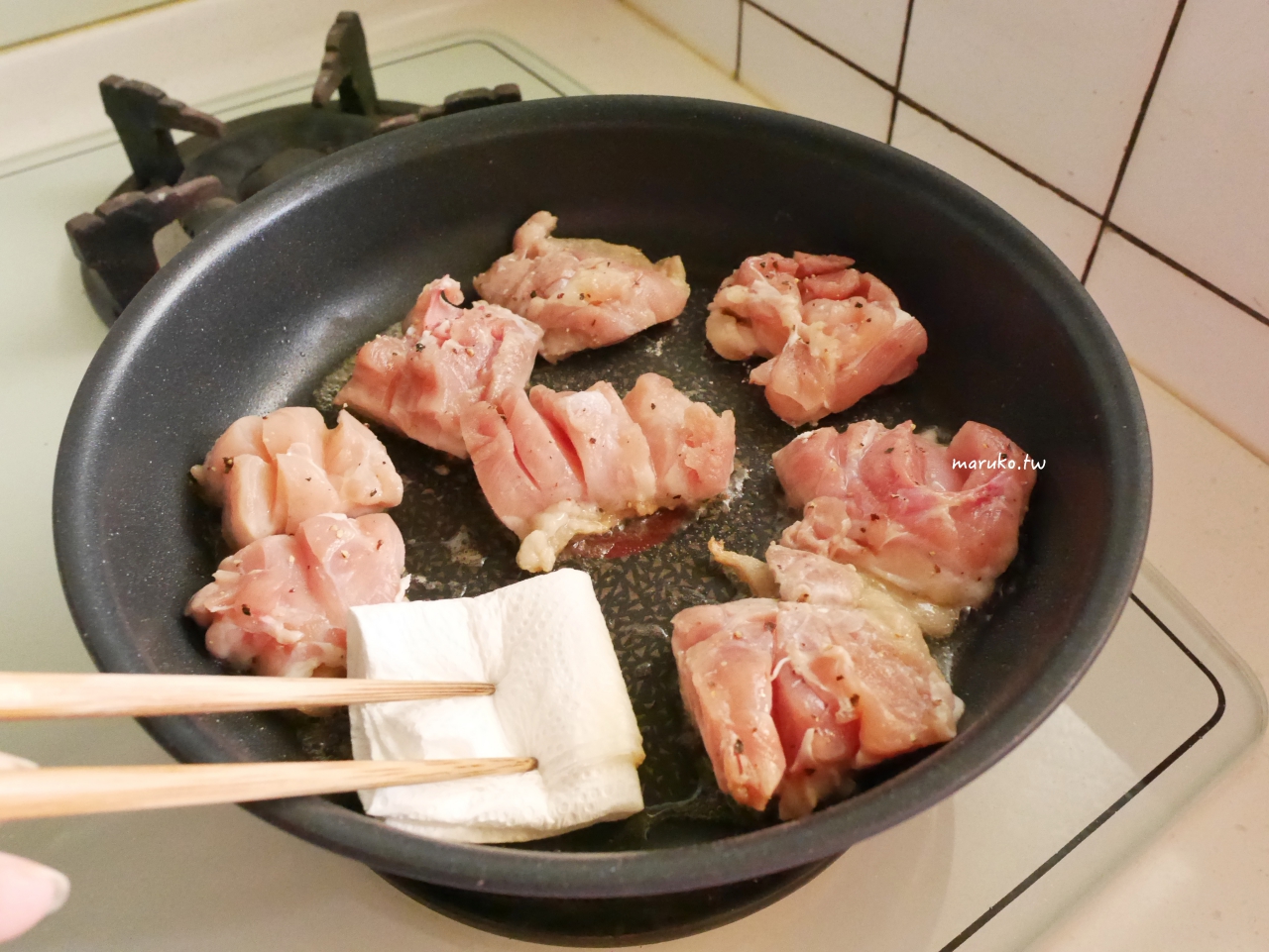 【食譜】梅子醬脆皮雞 清爽梅子沾醬，多一個步驟就能雞肉更脆！ @Maruko與美食有個約會