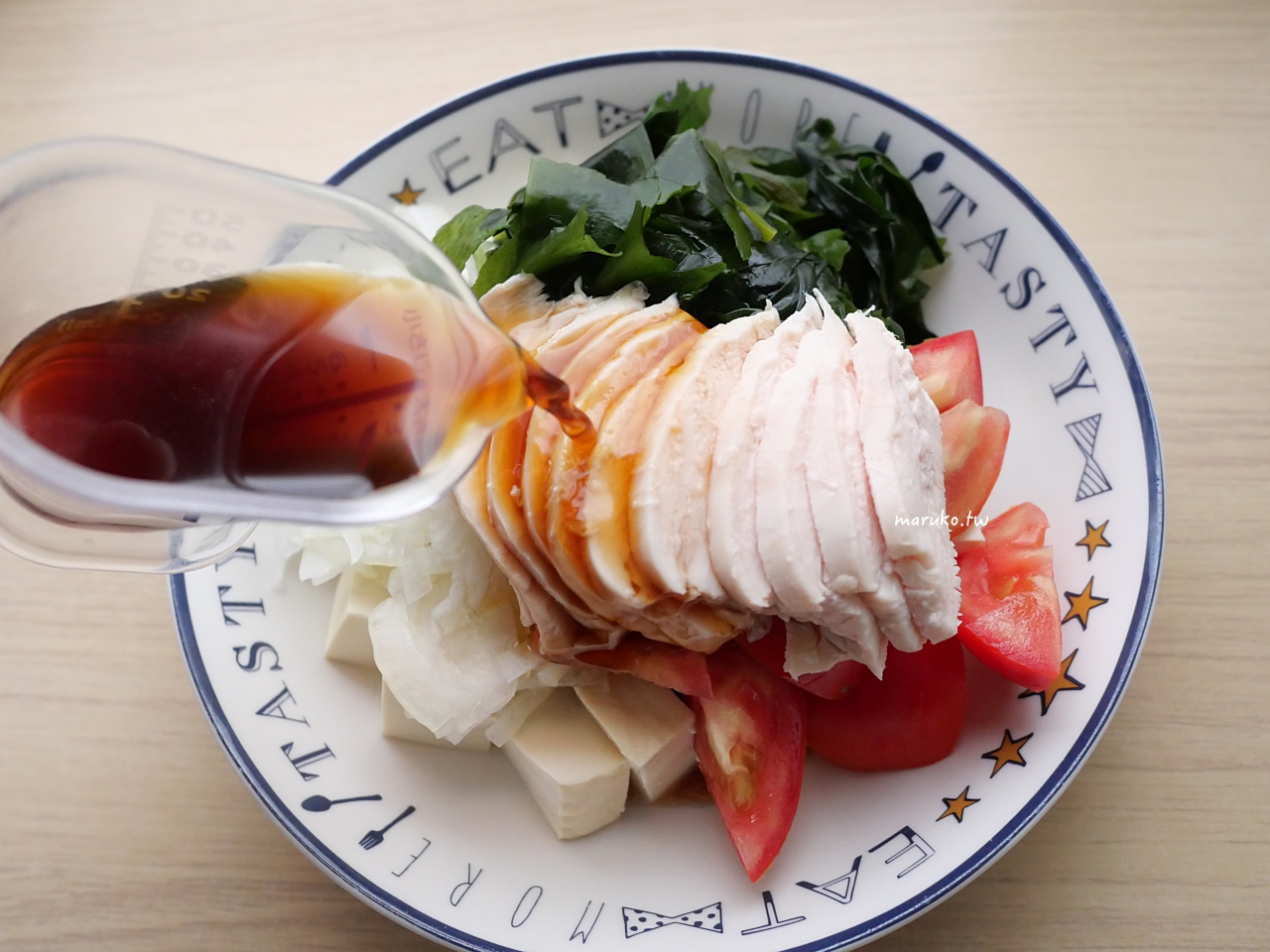 【食譜】和風涼拌豆腐 三種食材做日式和風涼拌醬汁，一學就會的開胃菜！ @Maruko與美食有個約會