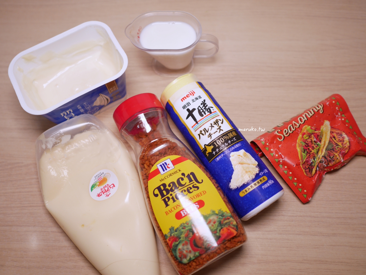 【食譜】凱薩沙拉 三樣食材簡單做凱薩沙拉醬，這樣做味道更清爽！ @Maruko與美食有個約會