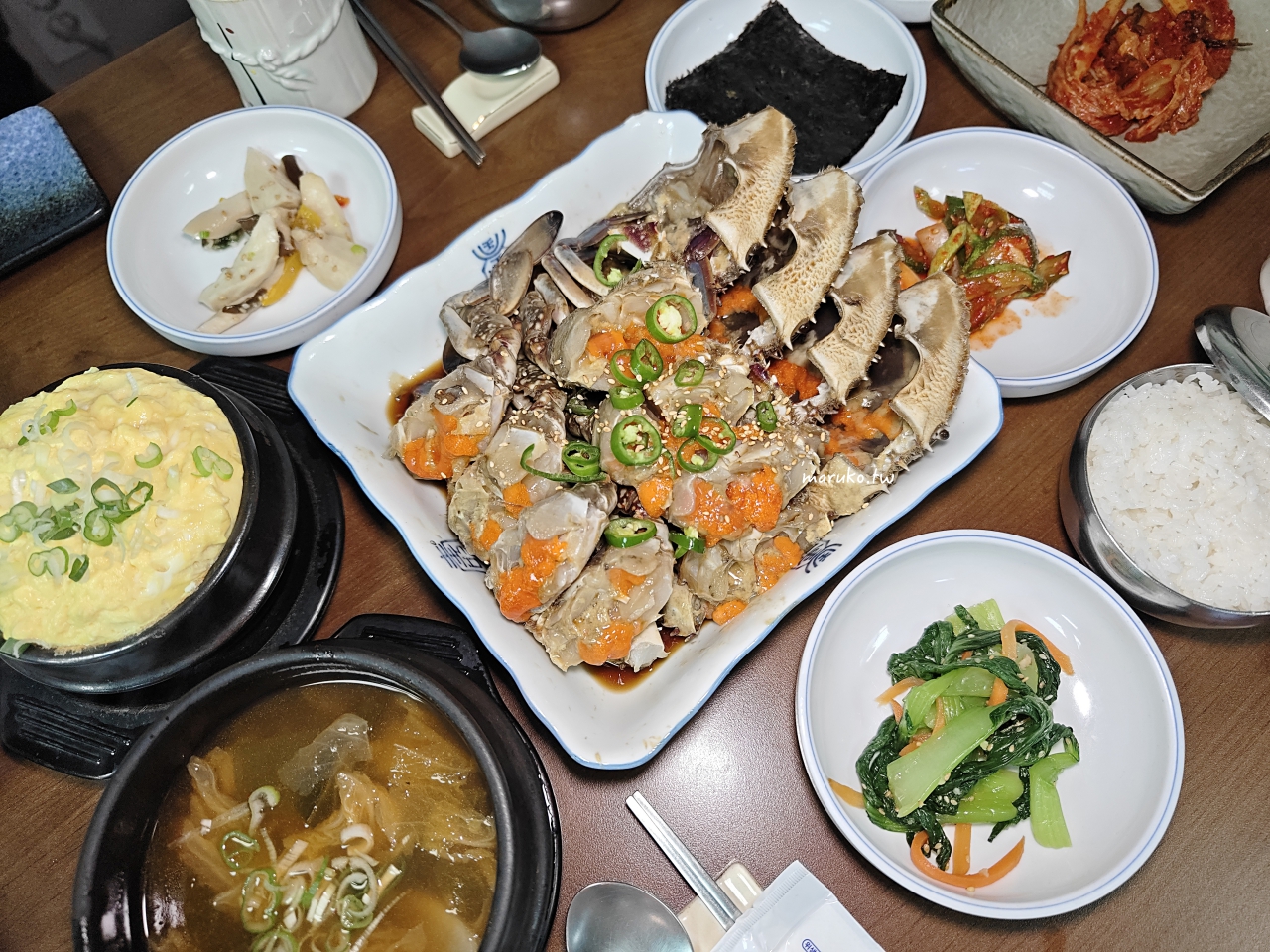 【首爾】真味 (진미식당) 連續6年獲得米其林推薦美味醬蟹，這樣訂才吃得到！ @Maruko與美食有個約會
