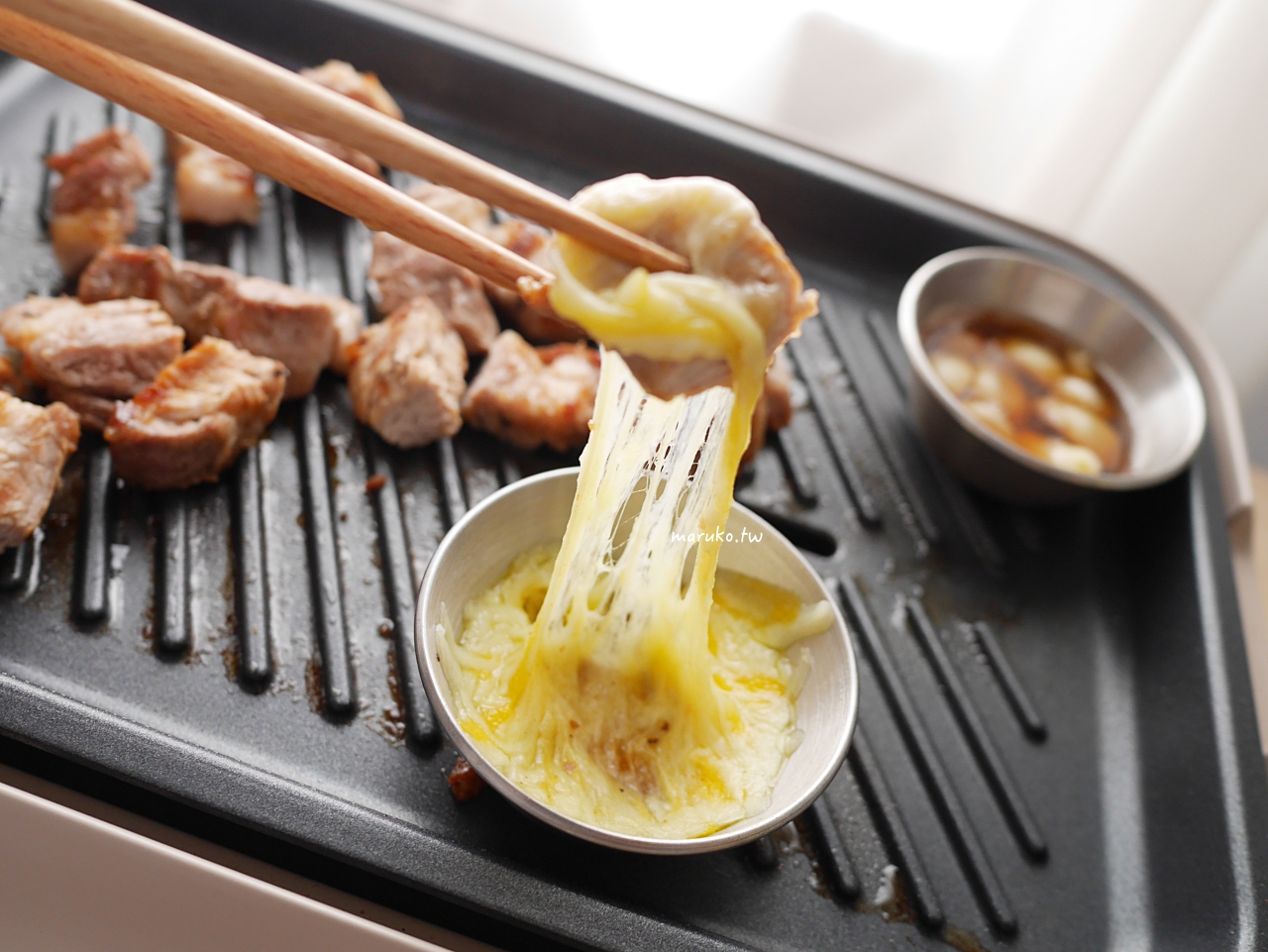 【食譜】韓式烤肉 整塊豬梅花肉怎麼烤？多一個步驟就吃起來更香！ @Maruko與美食有個約會