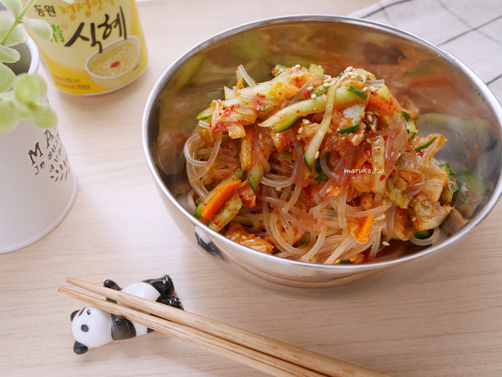 韓式泡菜涼拌冬粉｜拌一拌就入味，清爽無負擔的韓式食譜做法，10分鐘就能上菜！
