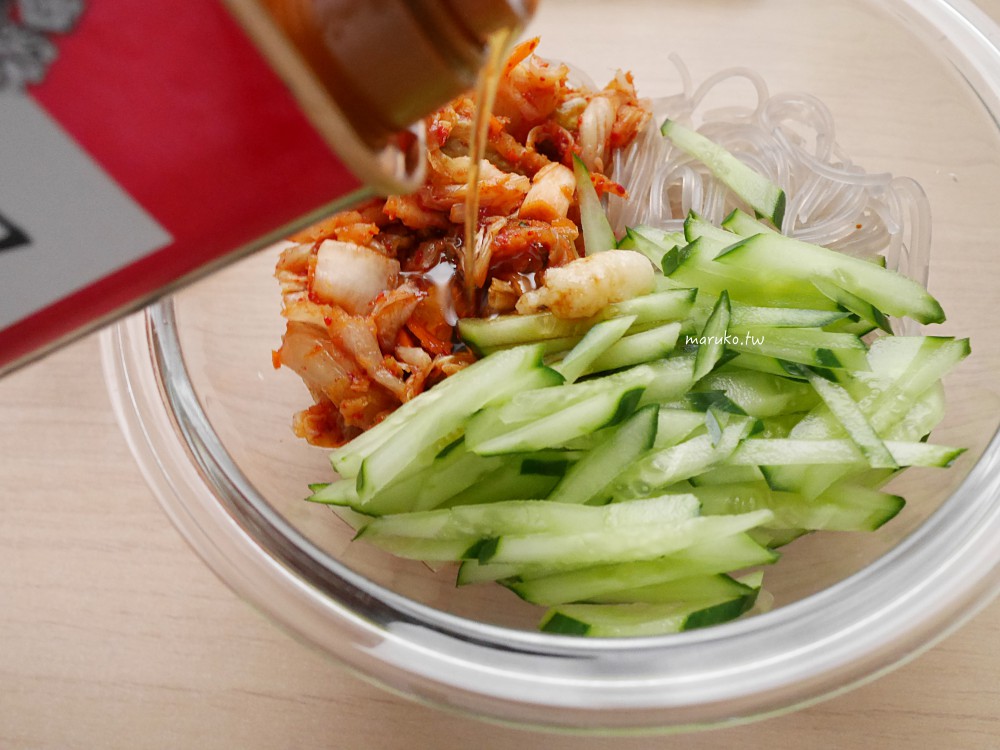 韓式泡菜涼拌冬粉｜拌一拌就入味，清爽無負擔的韓式食譜做法，10分鐘就能上菜！ @Maruko與美食有個約會