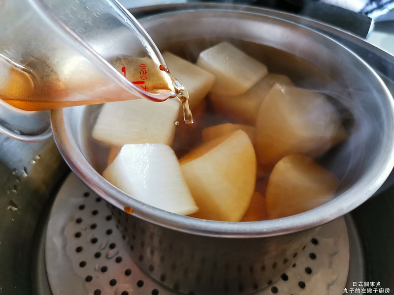 【食譜】日式關東煮｜運用昆布柴魚高湯燉煮白蘿蔔料理 @Maruko與美食有個約會