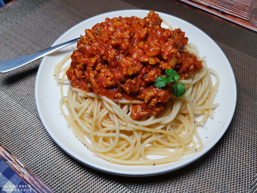 【食譜】義式番茄肉醬義大利麵｜基礎義大利麵番茄紅醬的簡單料理