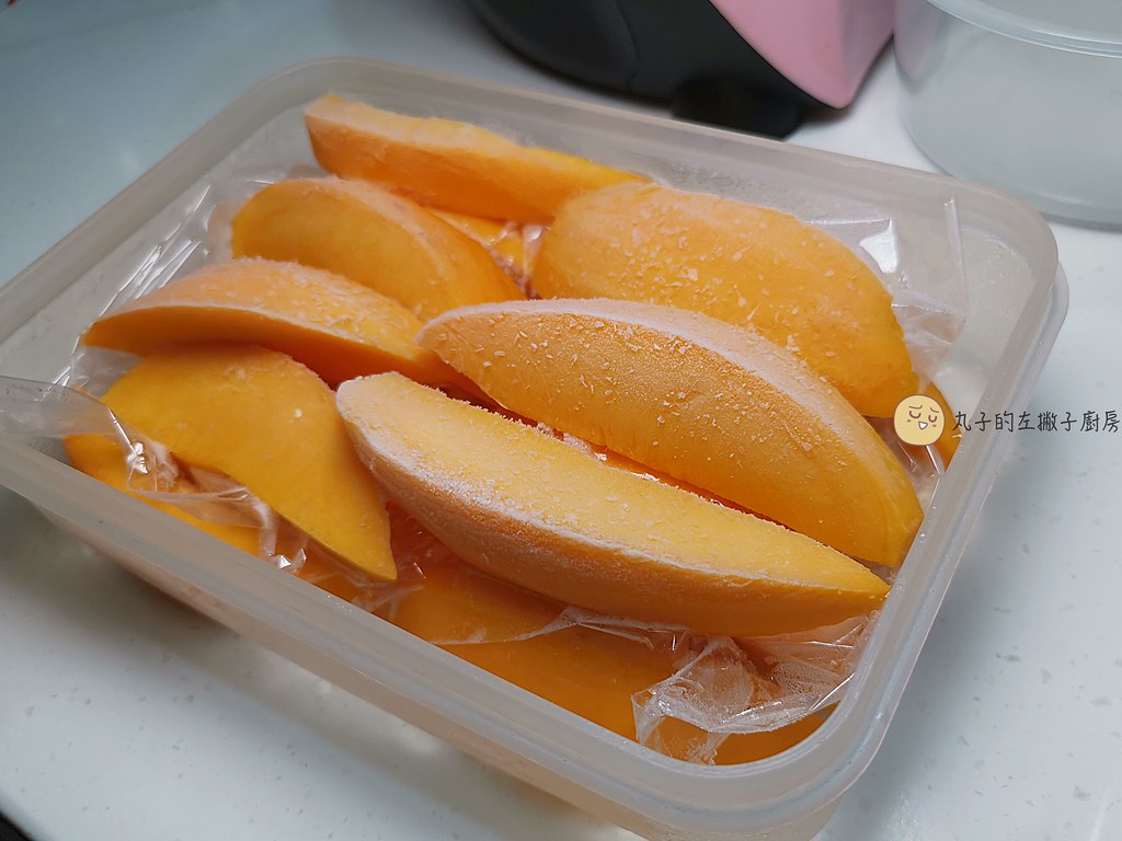 【食譜】芒果冰淇淋銅鑼燒｜夏天一定要吃的新鮮芒果變身為華麗的銅鑼燒冰淇淋 @Maruko與美食有個約會