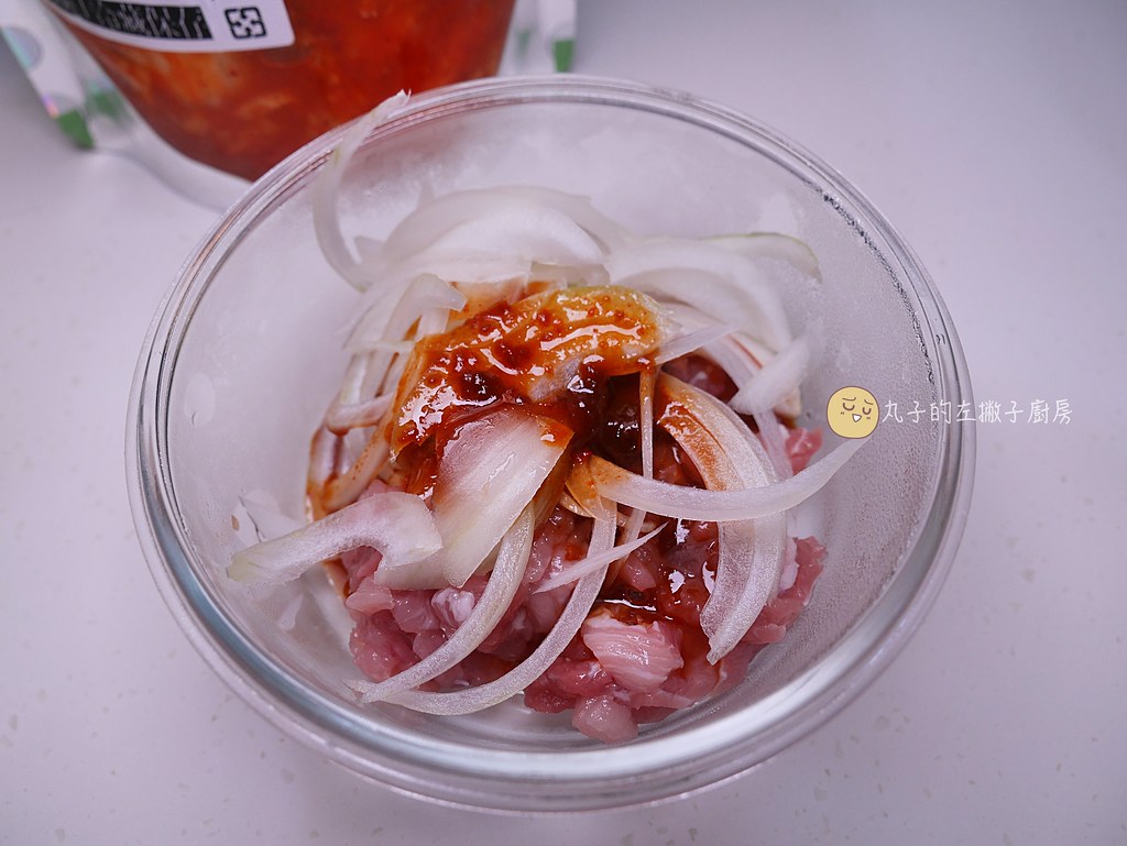 【食譜】泡菜炒豬肉 最下飯的簡單豬肉料理 平底鍋做法 @Maruko與美食有個約會