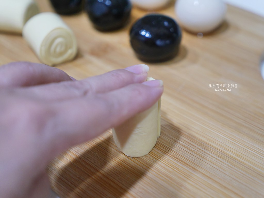 【食譜】流沙蛋黃酥 中秋節必學會的簡易蛋黃酥做法  氣炸鍋食譜 @Maruko與美食有個約會