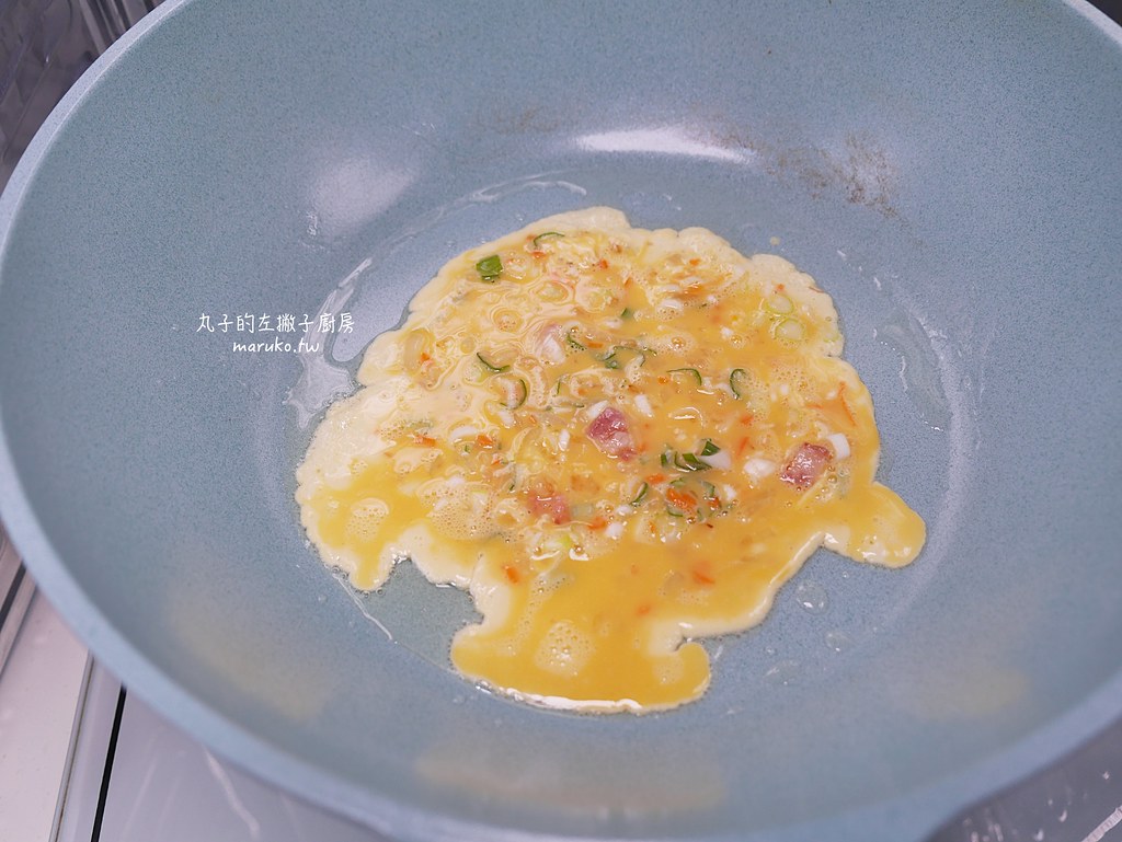 【食譜】韓式雞蛋捲 把蛋捲包起吃 煎蛋捲紫菜包飯 簡易做法 @Maruko與美食有個約會